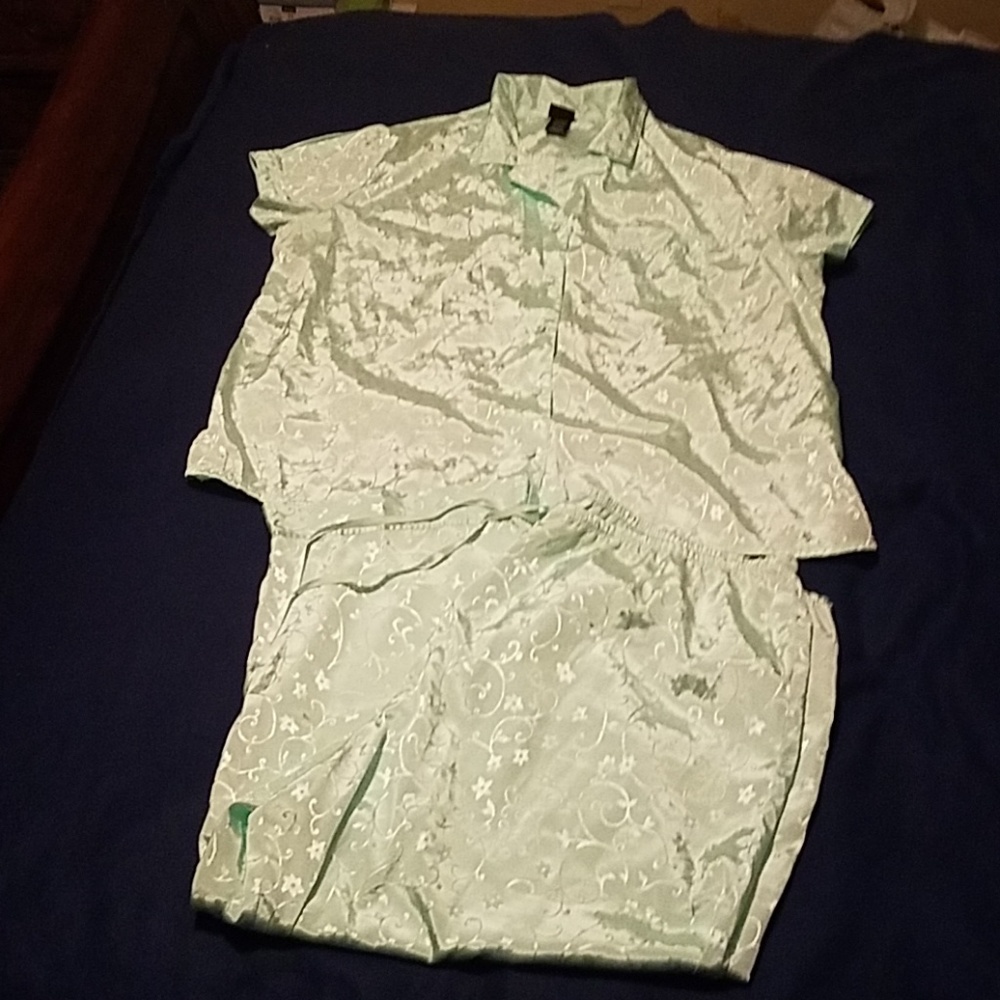 Ladies pajamas